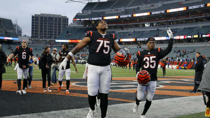 Dec 10, 2023; Cincinnati, Ohio, USA;  Cincinnati Bengals offensive tackle Orlando Brown Jr. (75) and