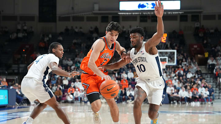 Illinois v Penn State