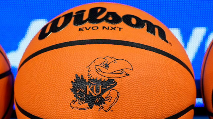 Connecticut v Kansas