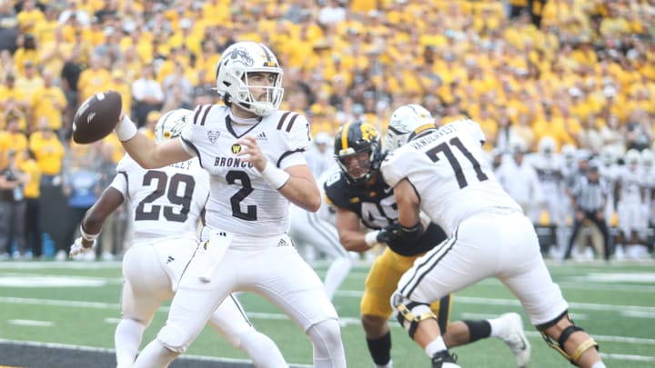 Western Michigan v Iowa