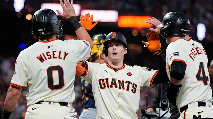 Milwaukee Brewers v San Francisco Giants