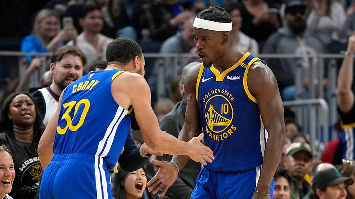 Dallas Mavericks v Golden State Warriors