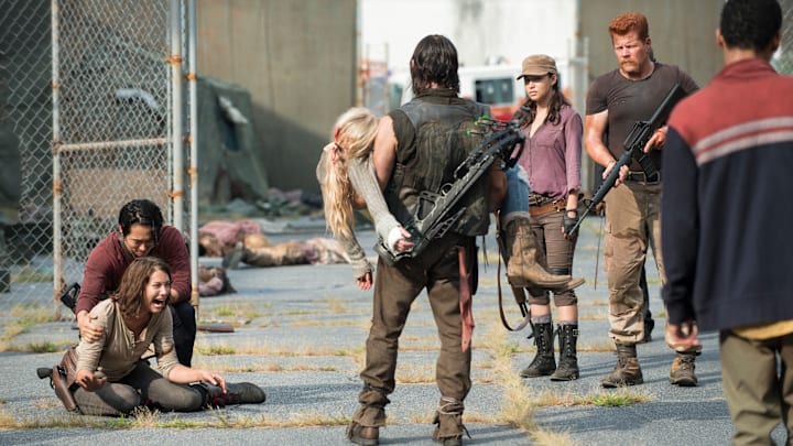 Lauren Cohan as Maggie Greene, Steven Yeun as Glenn Rhee, Norman Reedus as Daryl Dixon, Emily Kinney as Beth Greene, Christian Serratos as Rosita Espinosa, Michael Cudlitz as Abraham, and Tyler James Williams as Noah - The Walking Dead season 5