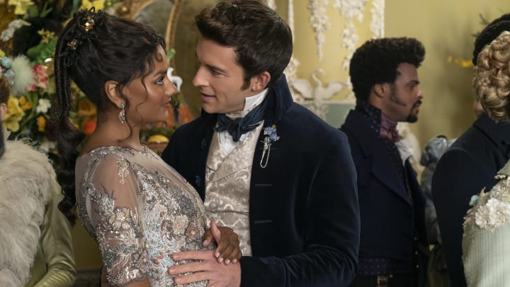 Bridgerton. (L to R) Simone Ashley as Kate Sharma, Jonathan Bailey as Anthony Bridgerton in episode 307 of Bridgerton. Cr. Liam Daniel/Netflix © 2024
