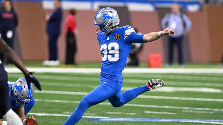 Detroit Lions place kicker Jake Bates (39). Detroit Lions place kicker Jake Bates (39).