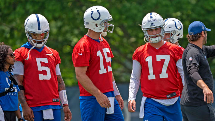 Colts quarterbacks, Anthony Richardson, from left, Joe Flacco and Kedon Slovis wait for the next drill during Indianapolis Colts minicamp practice Tuesday, June 4, 2024 at the Indiana Farm Bureau Football Center.