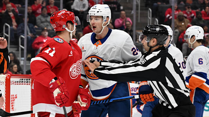 The Islanders are home favorites on Monday night against the Red Wings. The Islanders are home favorites on Monday night against the Red Wings.