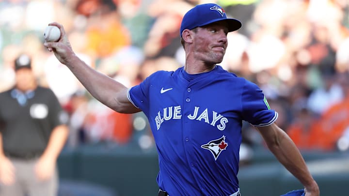 Chris Bassitt and the Blue Jays are underdogs in Los Angeles against the Dodgers.