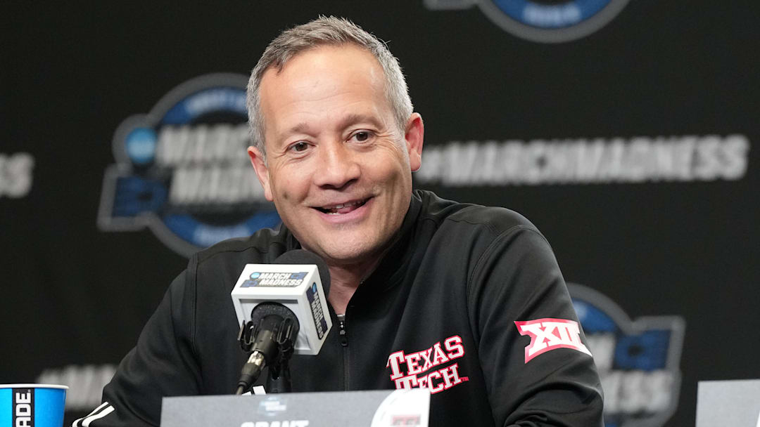 Arkansas v Texas Tech