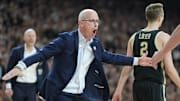 Hurley viene de brillar como entrenador en la NCAA
