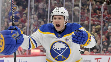 Jeff Skinner signed a deal with the Edmonton Oilers