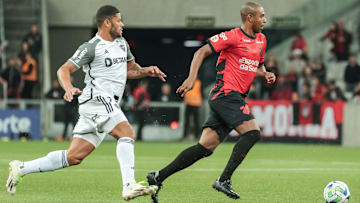Athletico-PR e Atlético-MG se enfrentam por jogo atrasado do Brasileirão