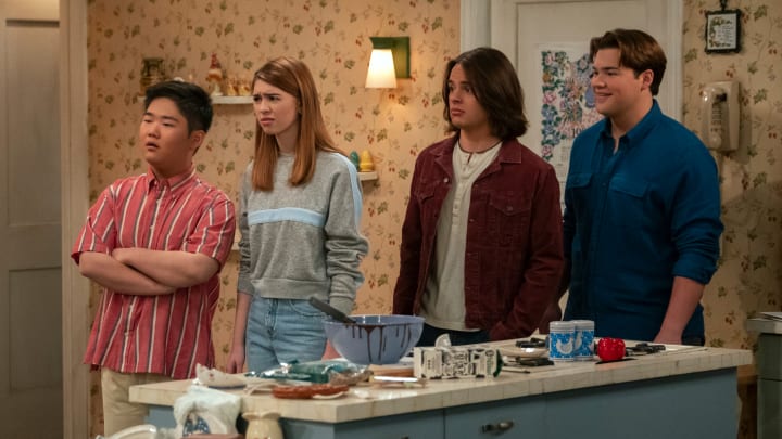 That '90s Show. (L to R) Reyn Doi as Ozzie, Callie Haverda as Leia, Mace Coronel as Jay, Max Donovan as Nate in episode 208 of That '90s Show. Cr. Patrick Wymore/Netflix © 2024