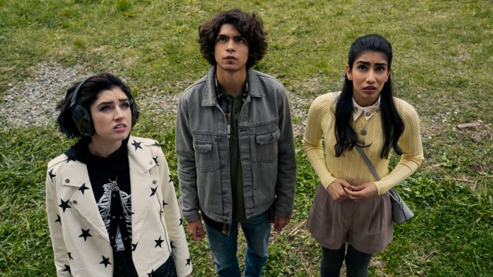 The Imperfects. (L to R) Morgan Taylor Campbell as Tilda Weber, Inaki Godoy as Juan Ruiz, Rhianna Jagpal as Abby Singh in episode 103 of The Imperfects. Cr. Dan Power/Netflix © 2022