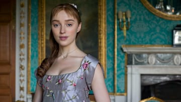 Phoebe Dynevor as Daphne Bridgerton in Bridgerton season 1