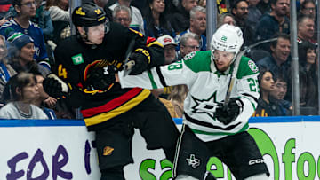 Dallas Stars v Vancouver Canucks
