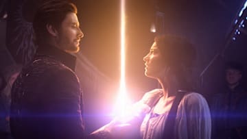 SHADOW AND BONE (L to R) BEN BARNES as THE DARKLING / GENERAL KIRIGAN and JESSIE MEI LI as ALINA STARKOV in SHADOW AND BONE Cr. COURTESY OF NETFLIX © 2021