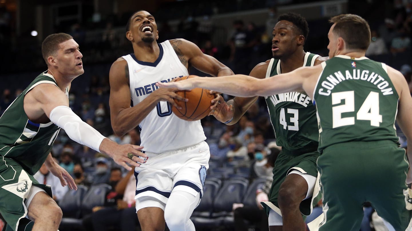 Former Bucks Champ Hints at Milwaukee Return