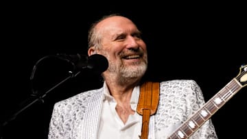 Men At Work in concert