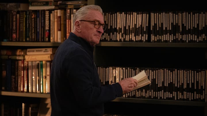 ZERO DAY. Robert De Niro as George Mullen in Episode 102 of Zero Day