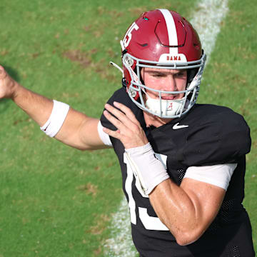 Ty Simpson at Alabama football practice