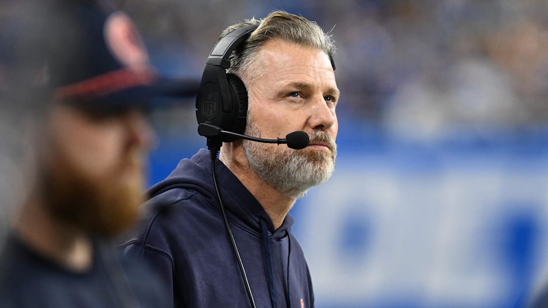 Nov 28, 2024; Detroit, Michigan, USA; Chicago Bears head coach Matt Eberflus looks at the scoreboard during their game against the Detroit Lions in the first quarter at Ford Field. Mandatory Credit: Lon Horwedel-Imagn Images