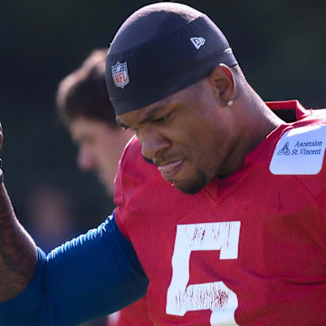 Indianapolis Colts’ quarterback Anthony Richardson (#5) waves to the fans during Colts Camp at Grand Park Sports Campus, Tuesday, July 29, 2025 in Westfield.