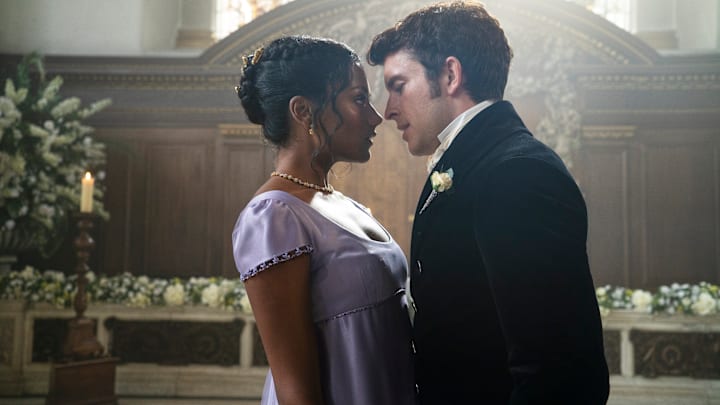 Bridgerton. (L to R) Simone Ashley as Kate Sharma, Jonathan Bailey as Anthony Bridgerton in episode 206 of Bridgerton. Cr. Liam Daniel/Netflix © 2022