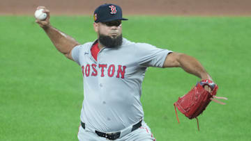 Luis García firmó con los Dodgers para 2025 