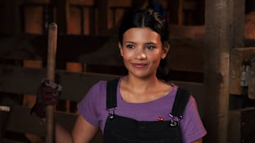Nikki Rodriguez as Jackie in episode 203 of My Life with the Walter Boys