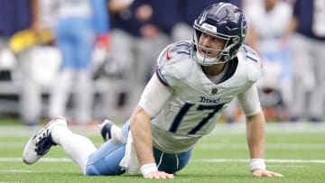 Tennessee Titans v Houston Texans