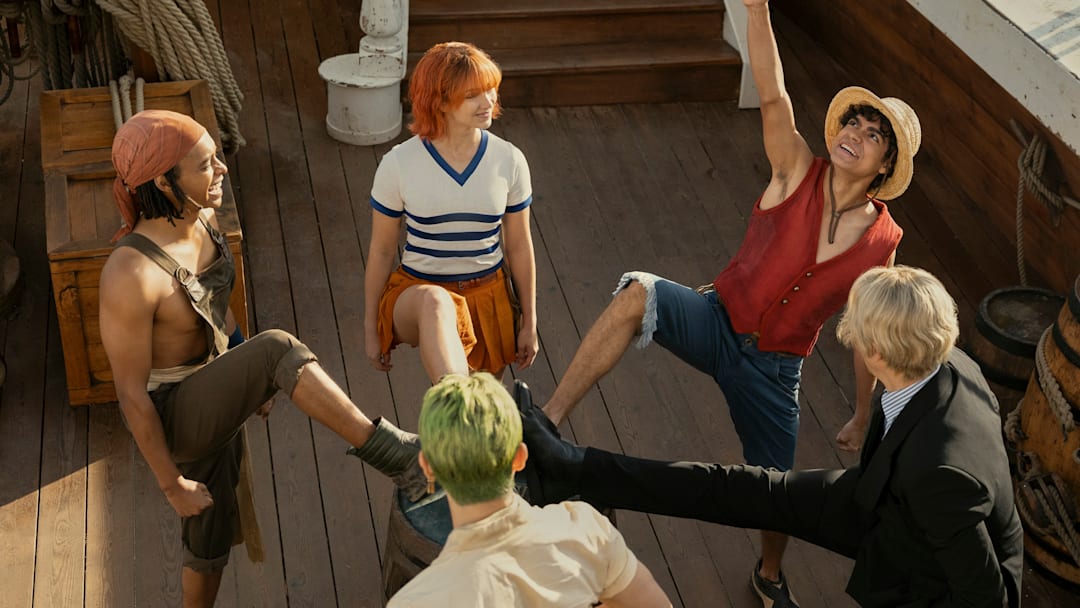 One Piece. (L to R) Jacob Romero Gibson as Usopp, Mackenyu Arata as Roronoa Zoro, Emily Rudd as Nami, Iñaki Godoy as Monkey D. Luffy, Taz Skylar as Sanji in episode 108 of One Piece. Cr. Casey Crafford/Netflix © 2023