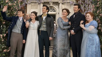 Bridgerton. (L to R) Will Tilston as Gregory Bridgerton, Florence Hunt as Hyacinth Bridgerton, Luke Thompson as Benedict Bridgerton, Ruth Gemmell as Lady Violet Bridgerton, Luke Newton as Colin Bridgerton, Nicola Coughlan as Penelope Featherington in episode 308 of Bridgerton. Cr. Liam Daniel/Netflix © 2024