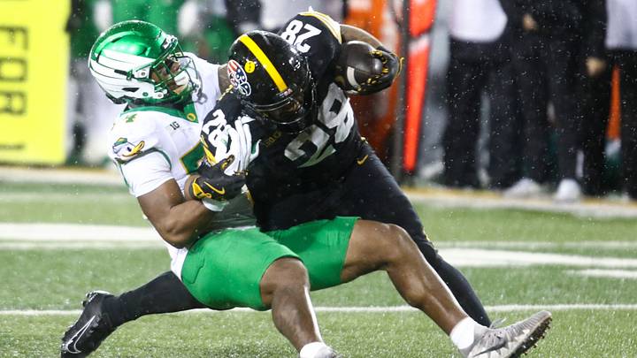Oregon v Iowa