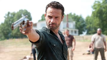 Rick Grimes (Andrew Lincoln) in The Walking Dead season 2