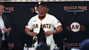 Devers fue presentado por los Gigantes 