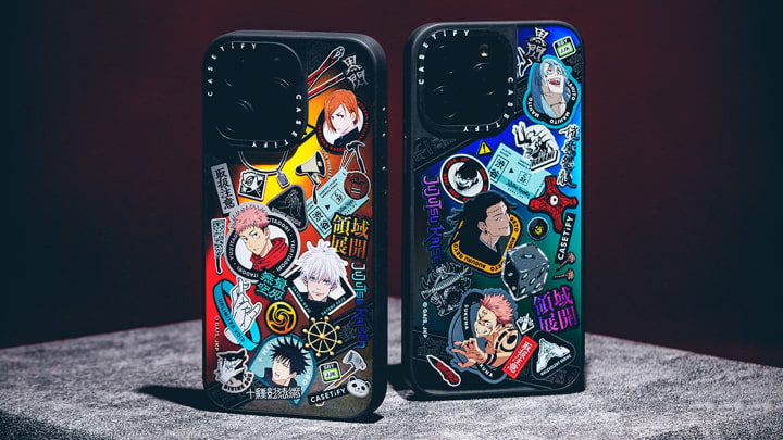 Jujutsu Kaisen x CASETiFY holographic iPhone cases © 2024 CASETiFY