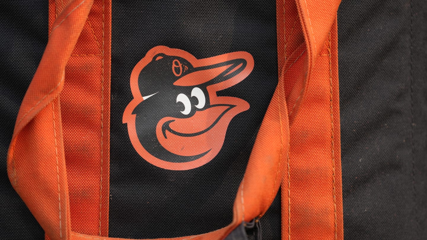 Orioles announcer Kevin Brown suspended; MLB broadcasters show support