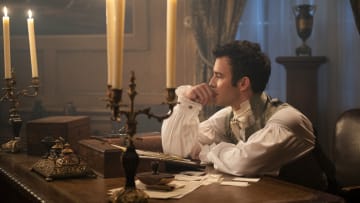 Bridgerton. Luke Thompson as Benedict Bridgerton in episode 307 of Bridgerton. Cr. Liam Daniel/Netflix © 2024