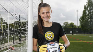 The Pitt Panthers added three new transfers to women's soccer, including Tennessee GK Abby Reisz