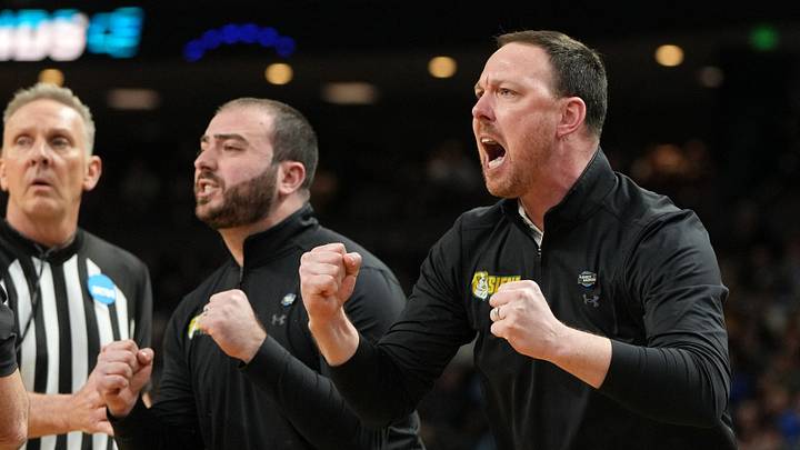 Syracuse basketball beat Siena by 5 points. Gerry McNamara isn't happy, SU has injury concerns and Mark Morano was electric.
