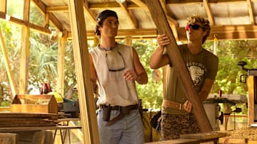 Outer Banks. (L to R) Chase Stokes as John B, Rudy Pankow as JJ in episode 401 of Outer Banks. Cr. Jackson Lee Davis/Netflix © 2024