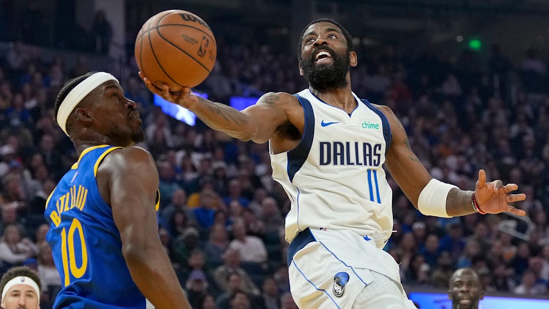 Dallas Mavericks v Golden State Warriors