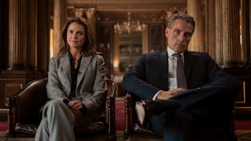 The Diplomat. (L to R) Keri Russell as Kate Wyler, Rufus Sewell as Hal Wyler in episode 305 of The Diplomat. Cr. Liam Daniel/Netflix © 2025