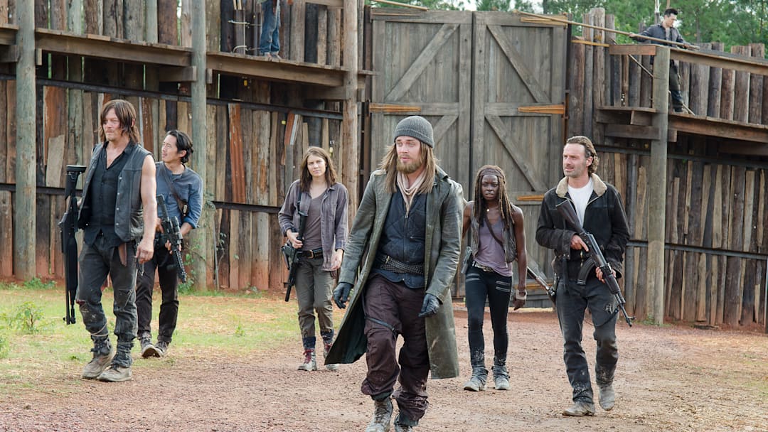 Steven Yeun as Glenn Rhee, Danai Gurira as Michonne, Michael Cudlitz as Abraham, Andrew Lincoln as Rick Grimes, Lauren Cohan as Maggie Greene, Norman Reedus as Daryl Dixon, and Tom Payne as Jesus - The Walking Dead _ Season 6, Episode 11 - Photo Credit: Gene Page/AMC