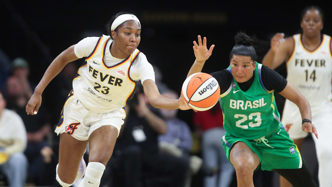Indiana Fever, Bree Hall