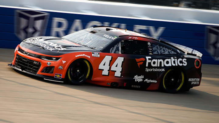 J.J. Yeley, NY Racing Team, Nashville Superspeedway, NASCAR