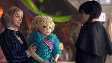 (L to R) Emma Myers as Enid Sinclair, Jenna Ortega as Wednesday in episode 201 of Wednesday