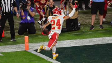 Skyy Moore of the Kansas City Chiefs scores in Super Bowl LVII  versus the Philadelphia Eagles.