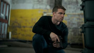 The Night Agent. Gabriel Basso as Peter Sutherland in episode 309 of The Night Agent